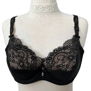 Curvy Couture NWOT Balconette Bra Women 40C